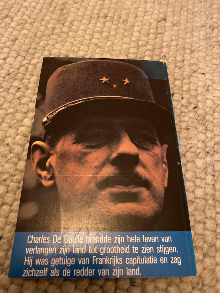 2e wereldoorlog boekje over de Gaulle en zijn verhaal