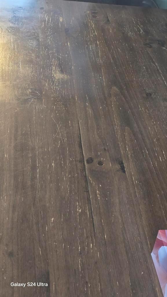 Gratis Meubels: Bank, TV-meubel, Tafel + Stoelen