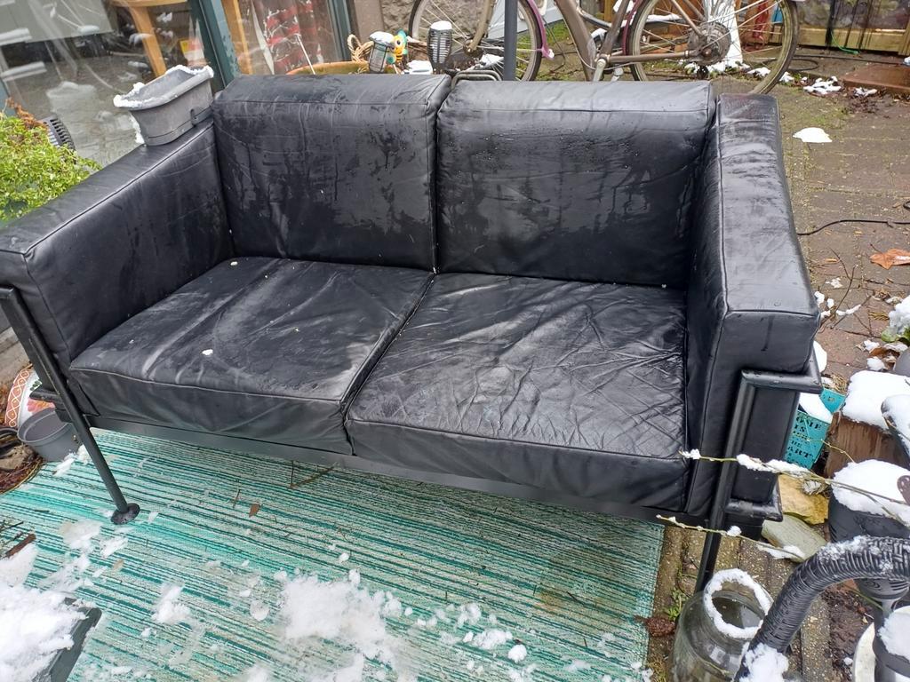 Leuk leren bankje zwart 2 zitter