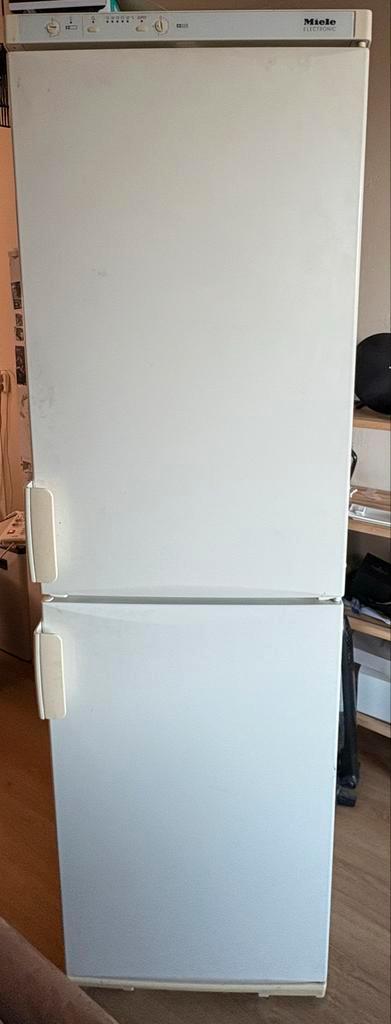 Miele Koelkast (defect) /Vriezer - Gratis Ophalen