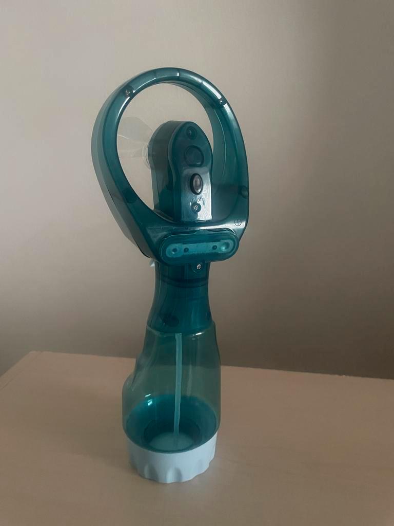 Handige Draagbare Ventilator met Waternevel