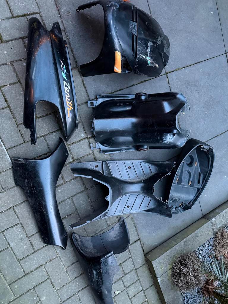Peugeot Zenith Kappen + Zadel. Gratis ophalen!