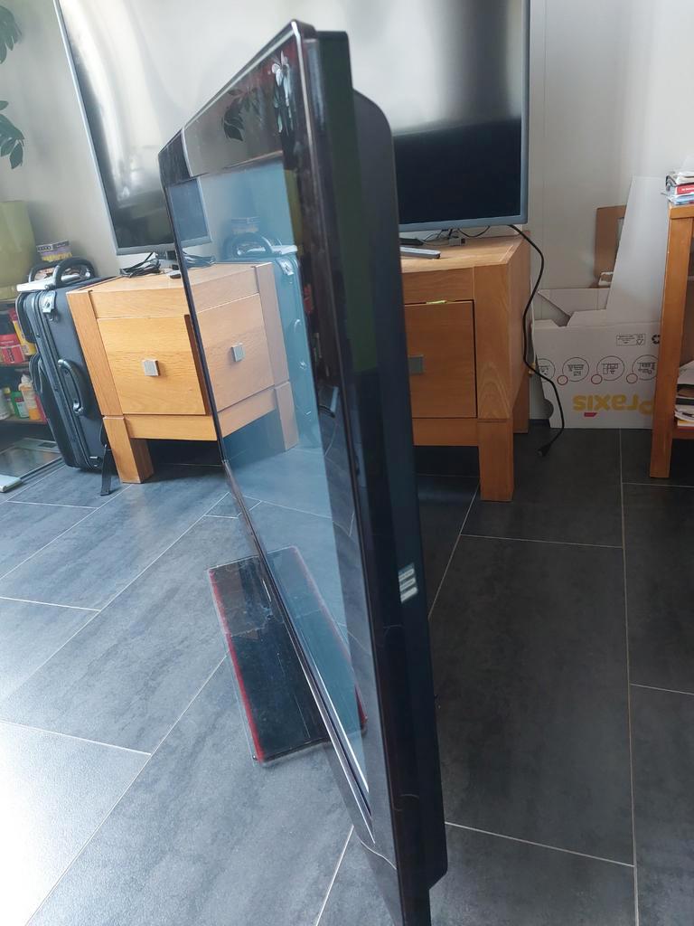 Bijna gratis Plasma tv te koop , grote tv