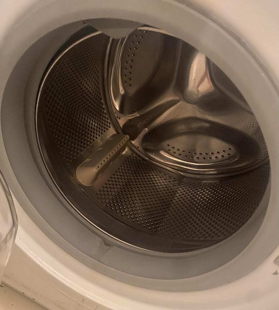 Gratis wasmachine (lagers moeten vervangen worden)