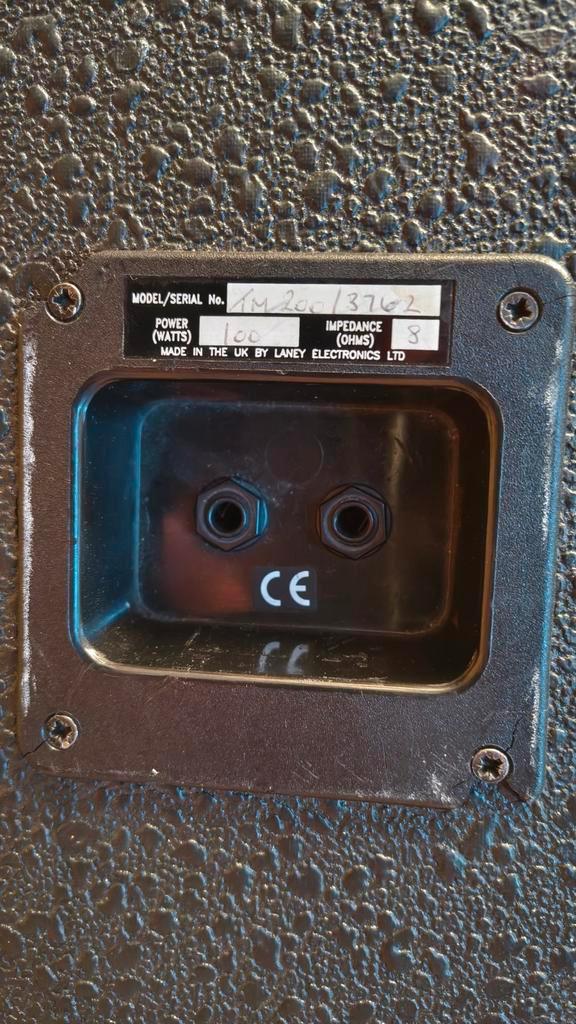 Monitor speakers (woofers ontbreken)