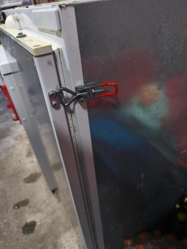 Koelkast Bosch  GRATIS !!!! Vandaag of morgen weg