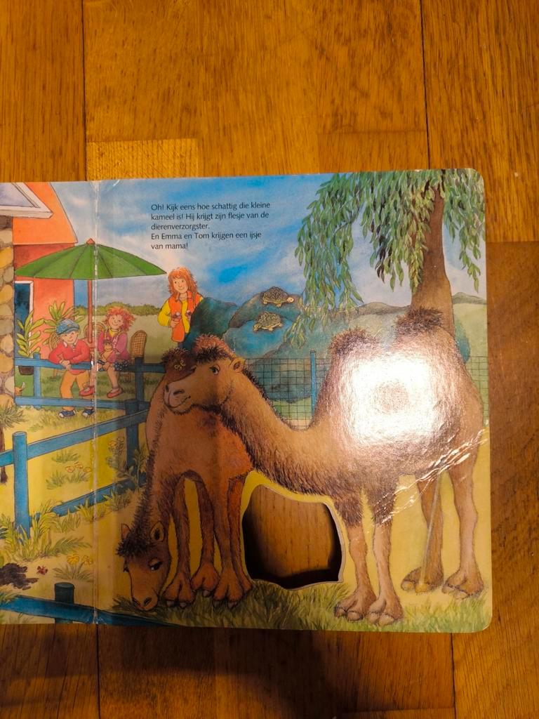 Mijn leuk doorkijkboek - In de dierentuin