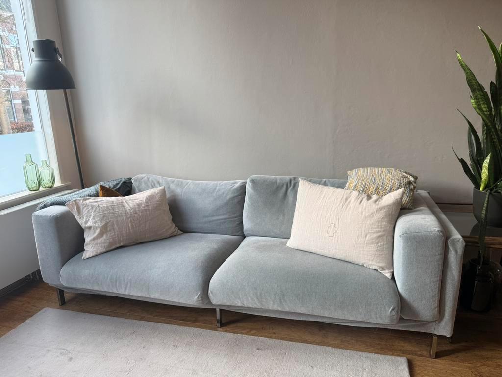 Gratis! Grijze Bank 250 x 95 - afneembare en wasbare hoezen