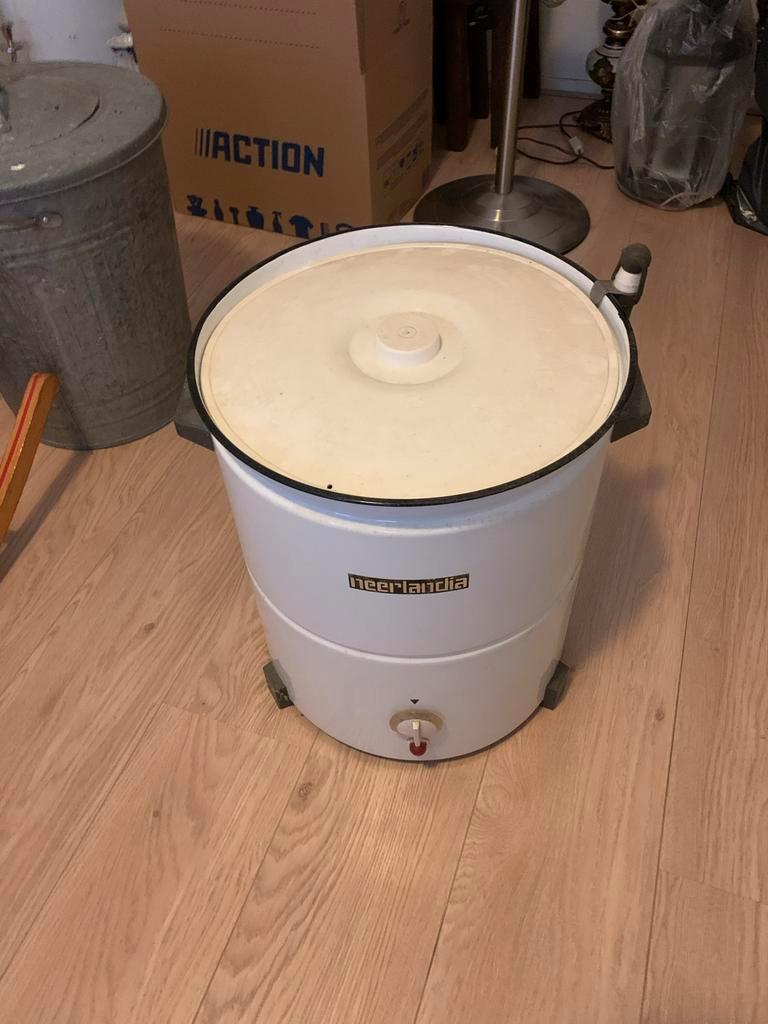 Neerlandia Wasmachine - Vintage Bovenlader