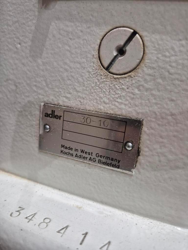 Schoenmakerij stikmachine adler Bieden