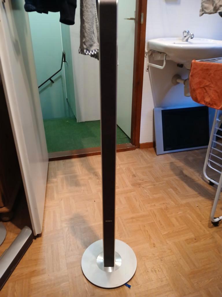 4 Sony Staande Speakers - Goede Staat