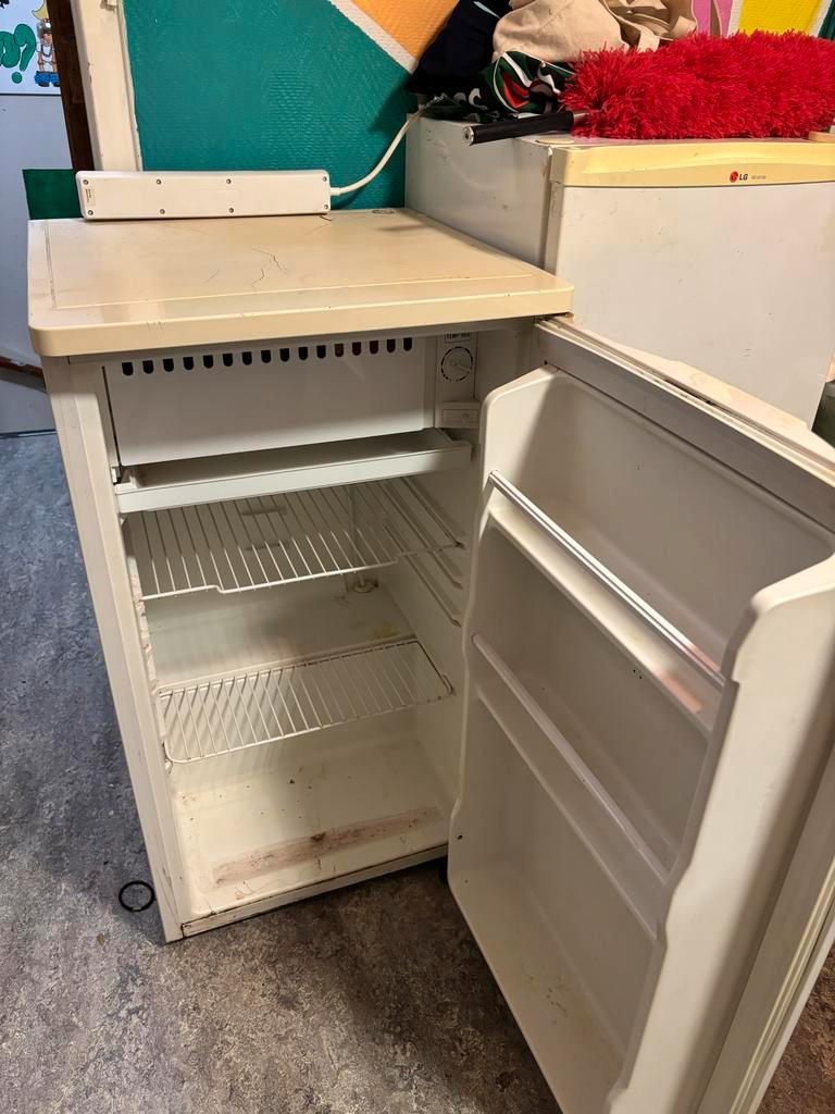 Kleine Koelkast - Ideaal voor studenten of kleine ruimtes