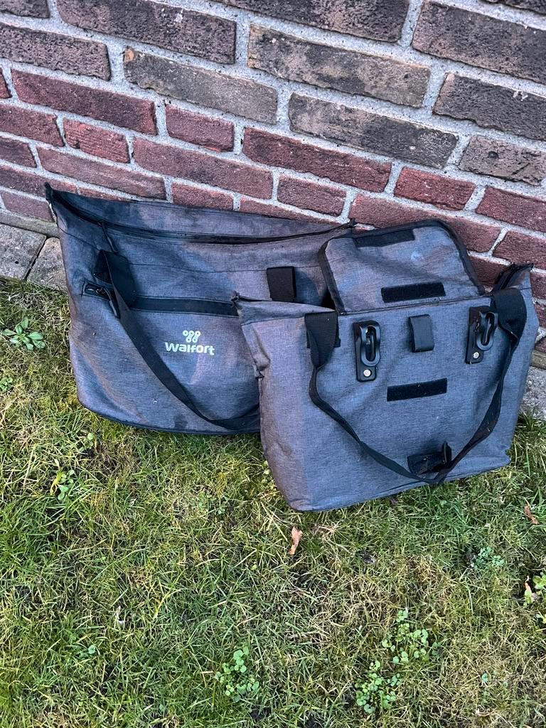 Gevonden 2 Walfort fietstassen in Aalsmeer