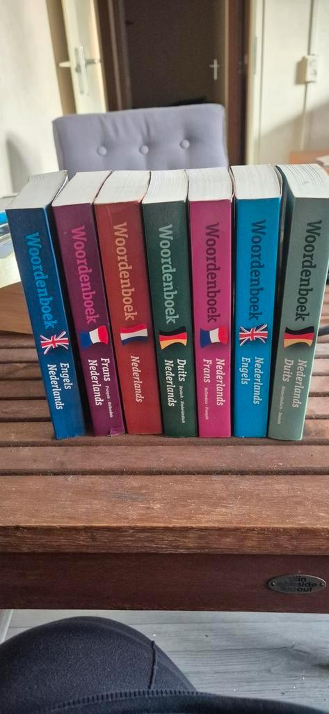 7 Woordenboeken Gratis Af Te Halen in Enschede