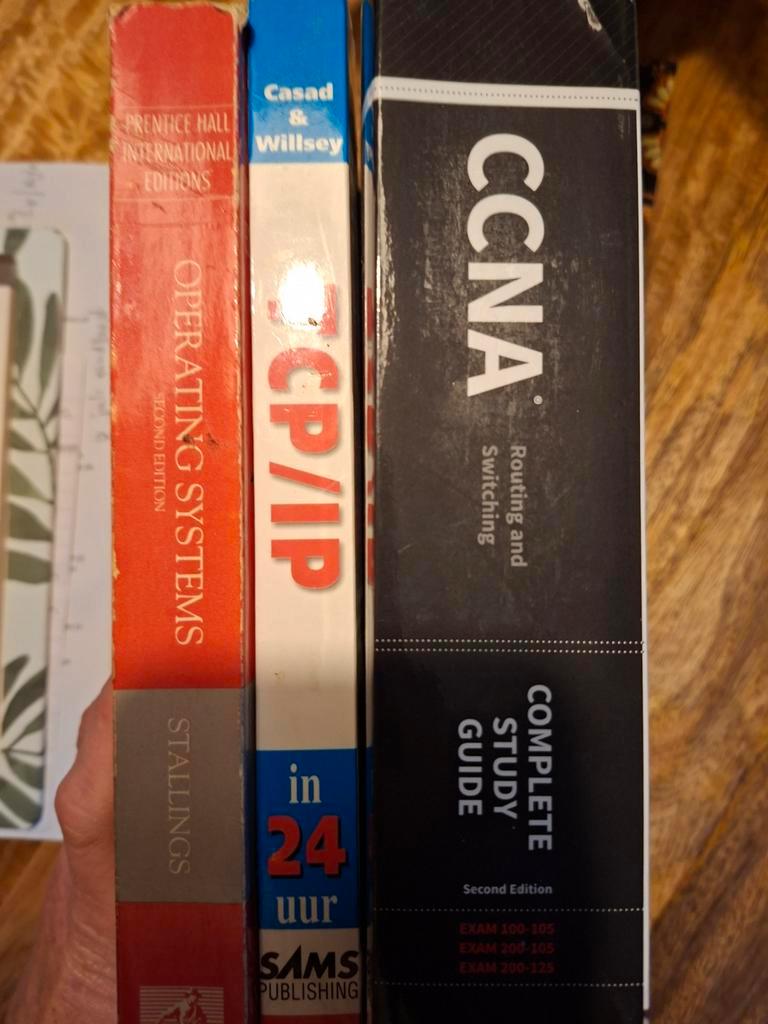 Verschillende netwerk cursus boeken