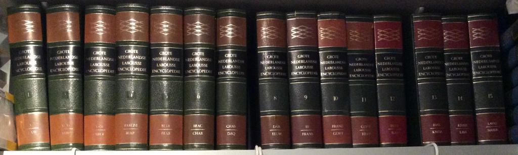 Grootte Larouse Encyclopedie GRATIS