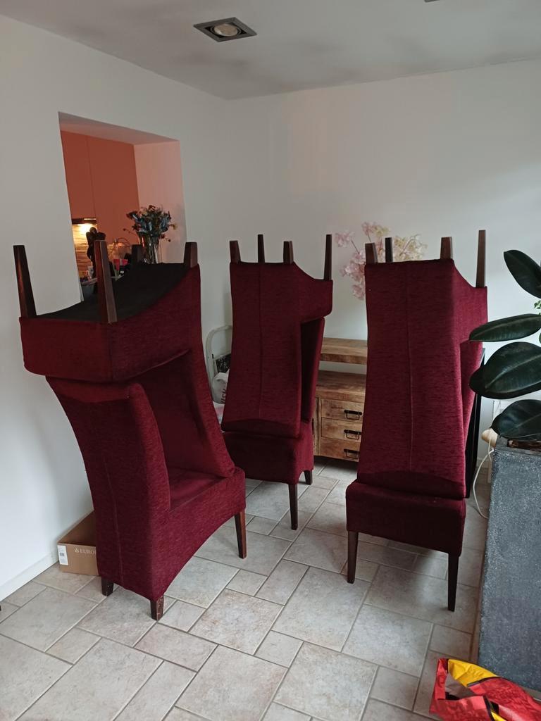 6 Eetkamerstoelen met Gebruikerssporen