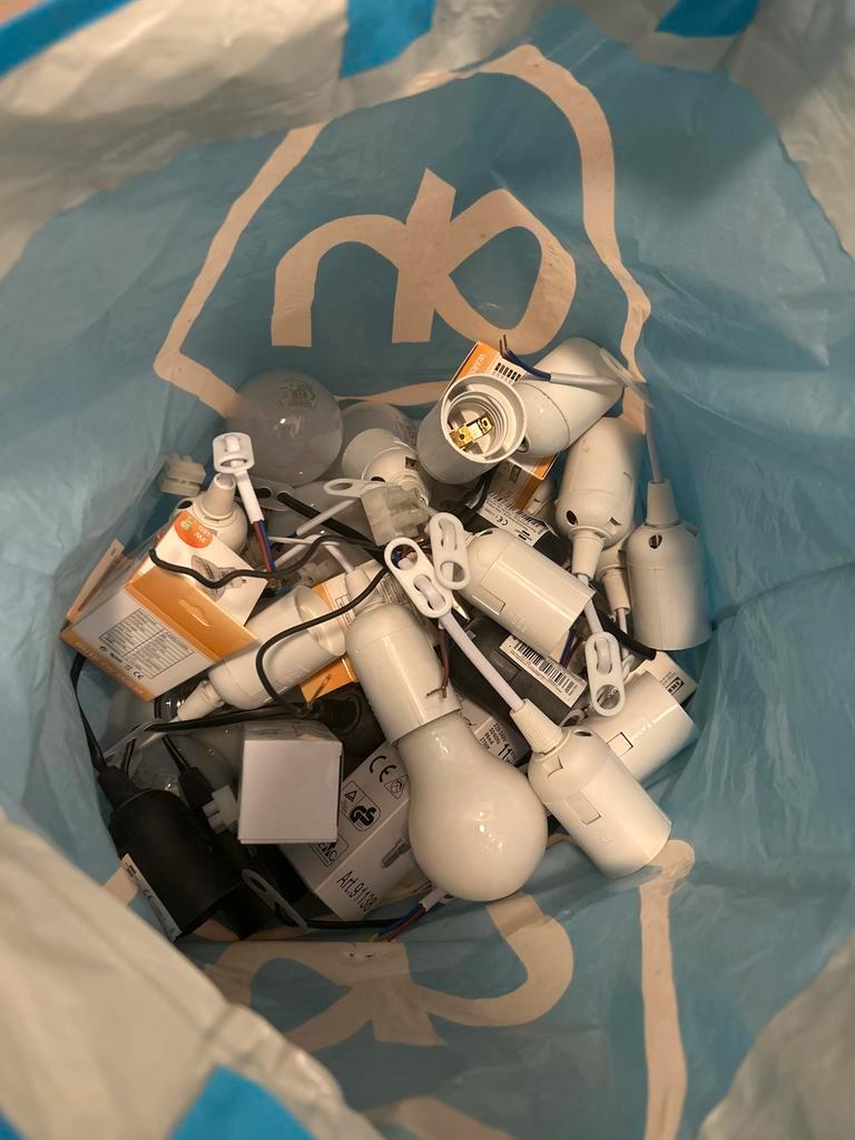 Diverse lampen en fittingen - Gebruikt