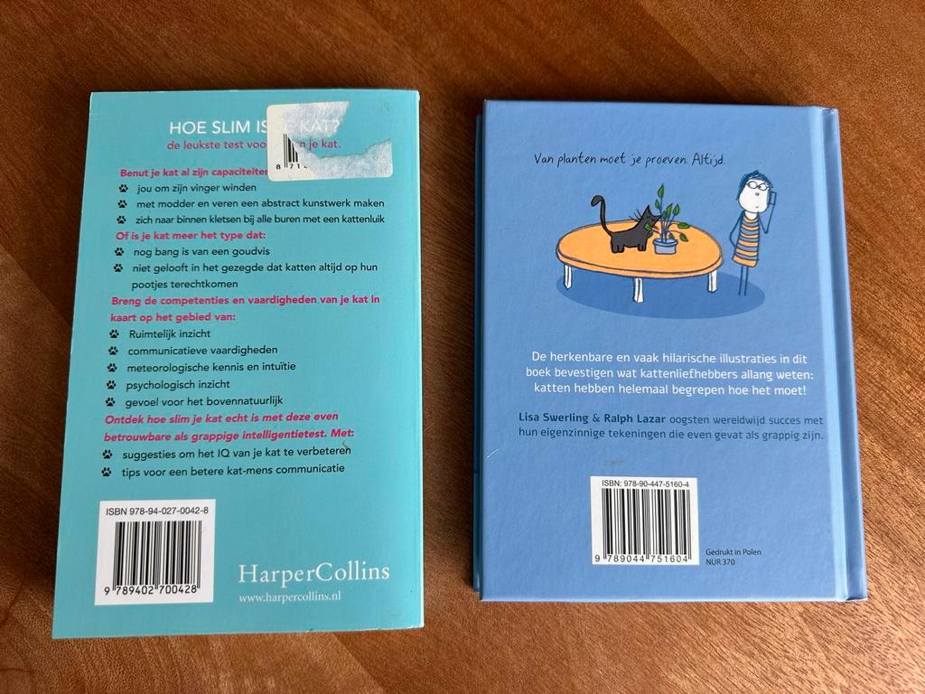 2 Leuke Kattenboeken - Zo Goed Als Nieuw  - GRATIS