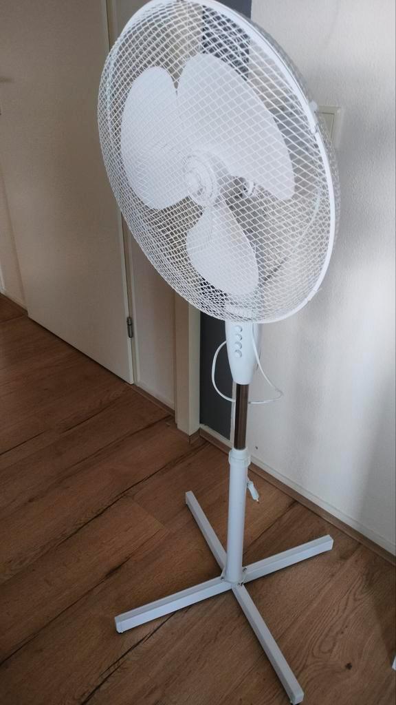Ventilator op voet