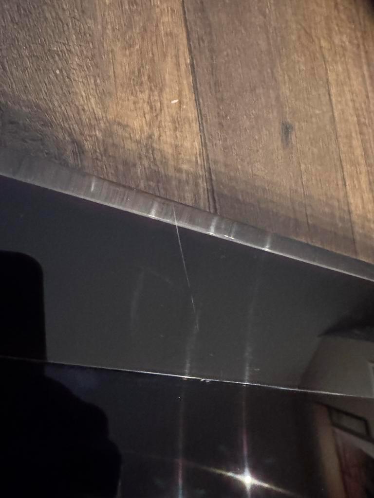 Samsung 32 inch TV - Gratis af te halen, geen voet