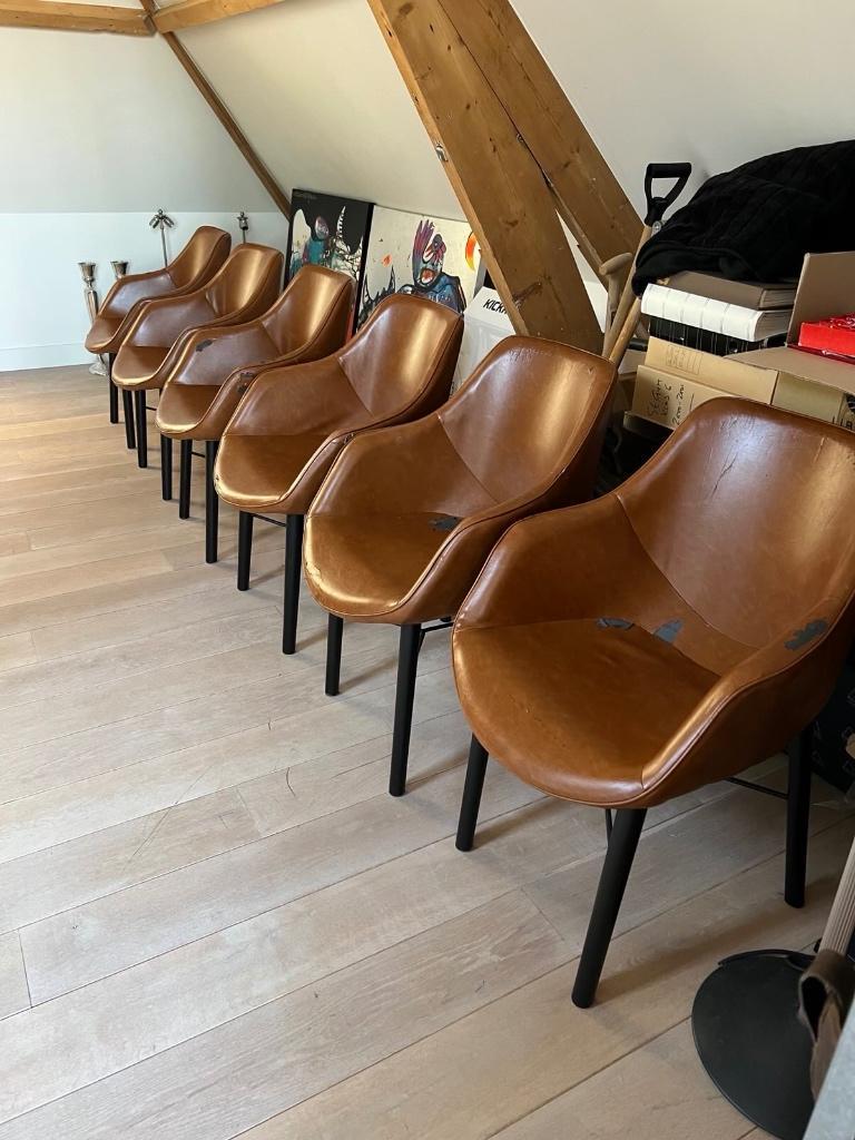 6 Stoelen gratis af te halen