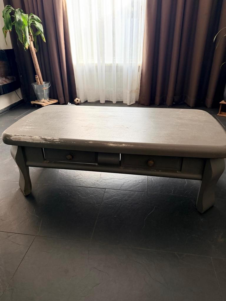 Gratis eikenhouten salontafel - Opknapper met laden