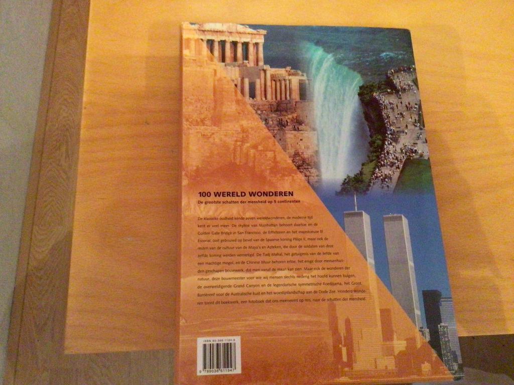 Boeken “Van de hak op de tak” en “100 wereldwonderen”,gratis