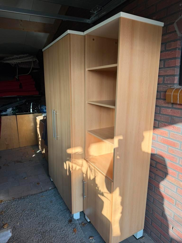 Kledingkasten gratis af te halen