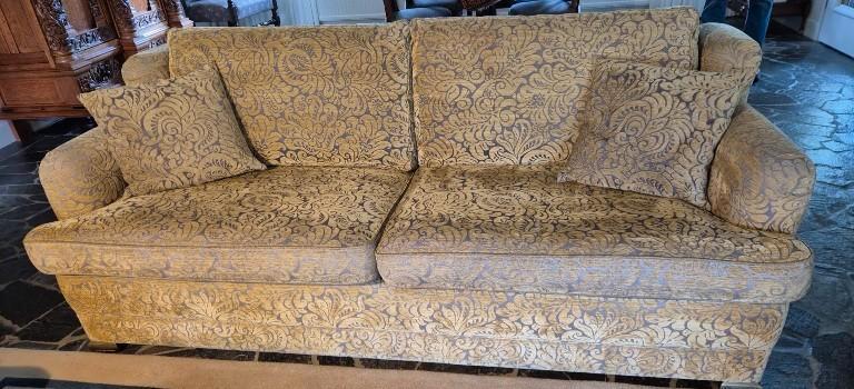 Comfortabele 3-zits bank. Gratis af te halen.