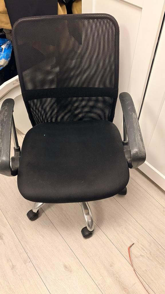 Gebruikte Bureaustoel GRATIS