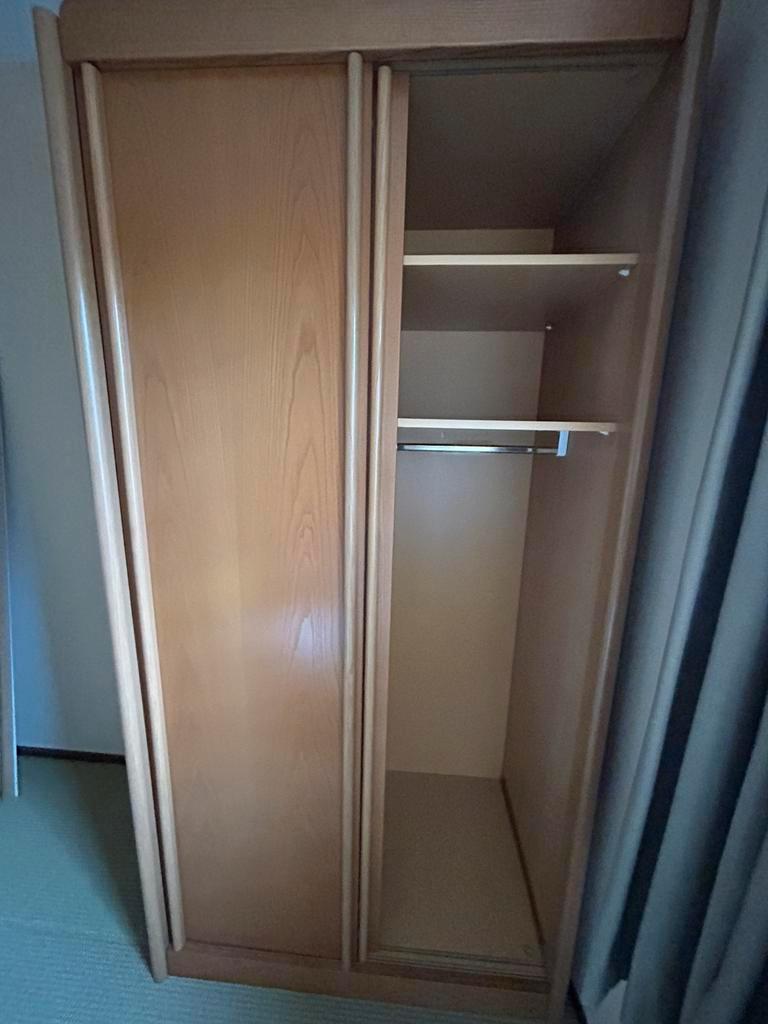 Linnenkast licht eiken *GOEDE STAAT*