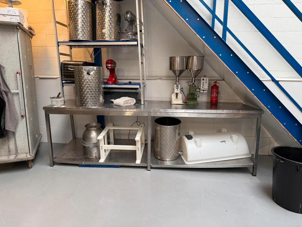 GRATIS OPHALEN - 280x70 cm tafel (kapot)