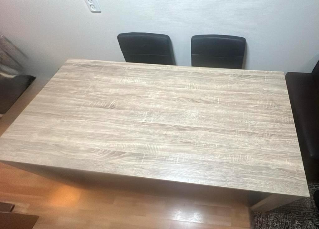 Eettafel 160 cm - Gratis ophalen!