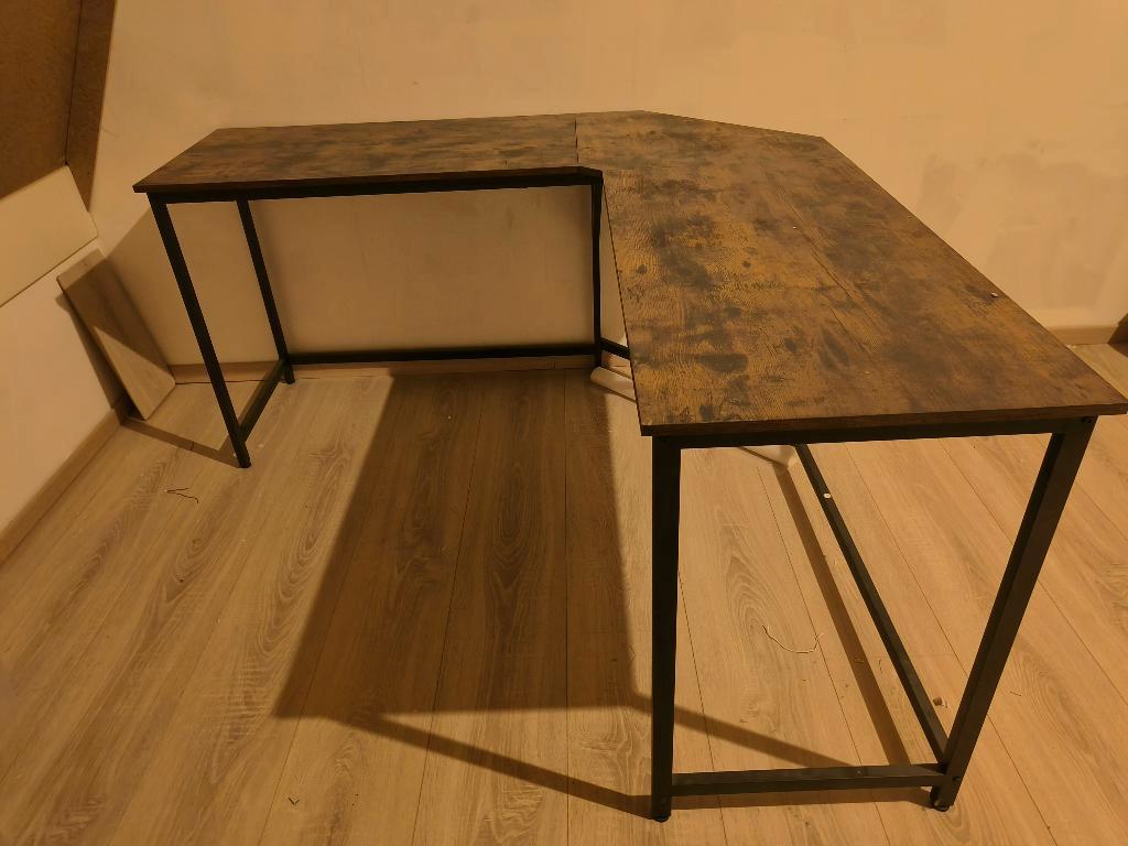 Hoek bureau gratis afhalen