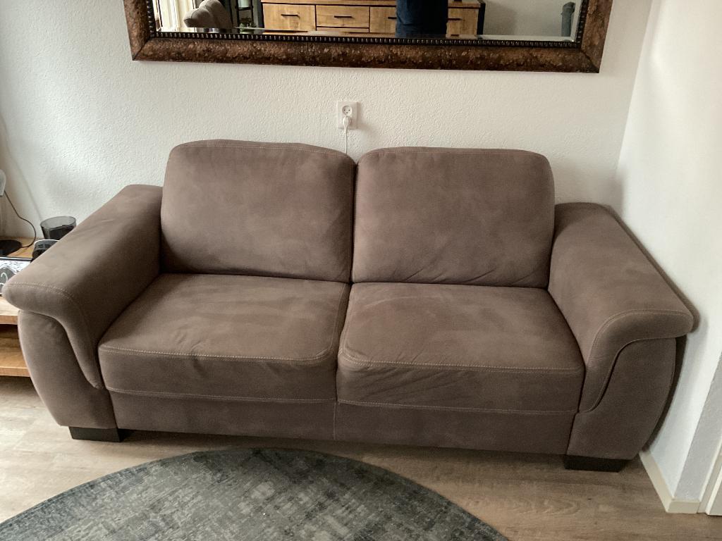 Bank en twee fauteuils