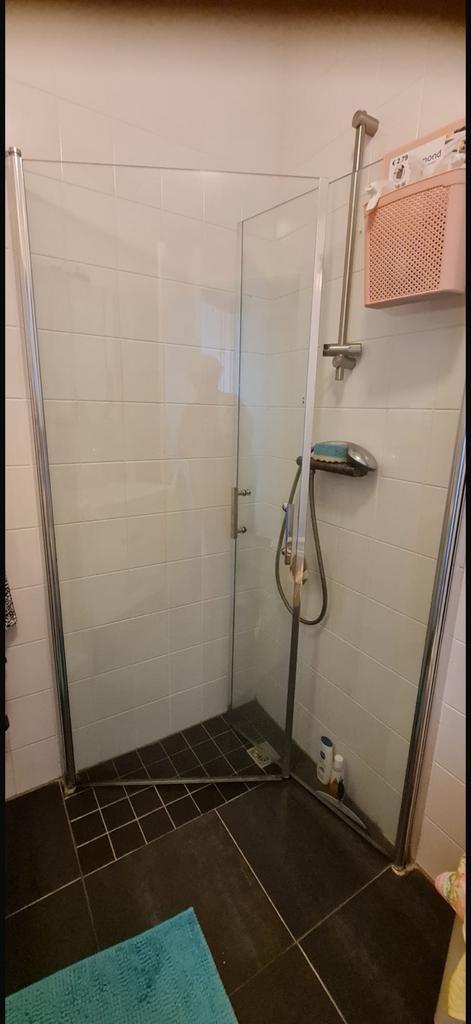 Douchecabine gratis af te halen.