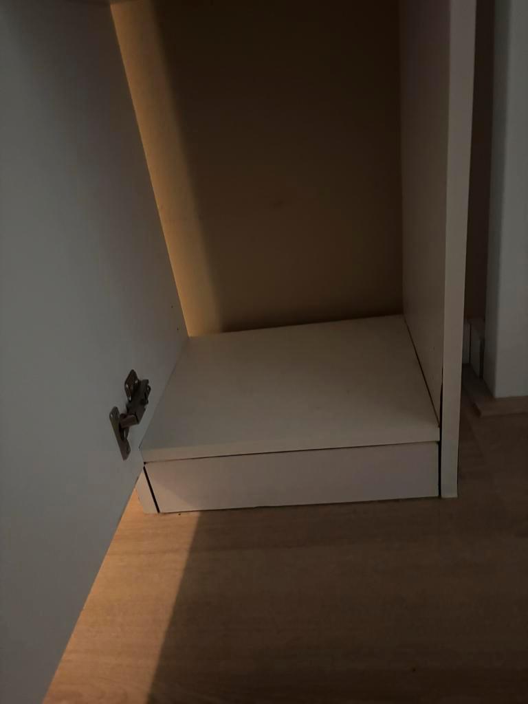 Gratis Badkamerkast - 35 breed, 24 diep