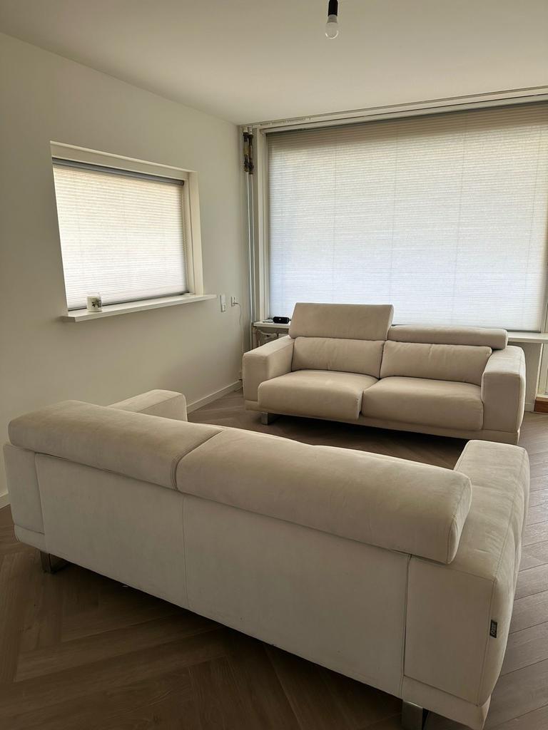 Gratis af te halen: 2 banken