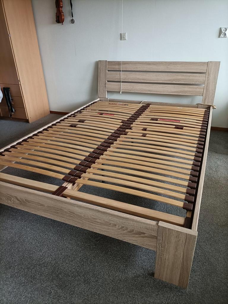 Tweepersoonsbed 140x200 cm