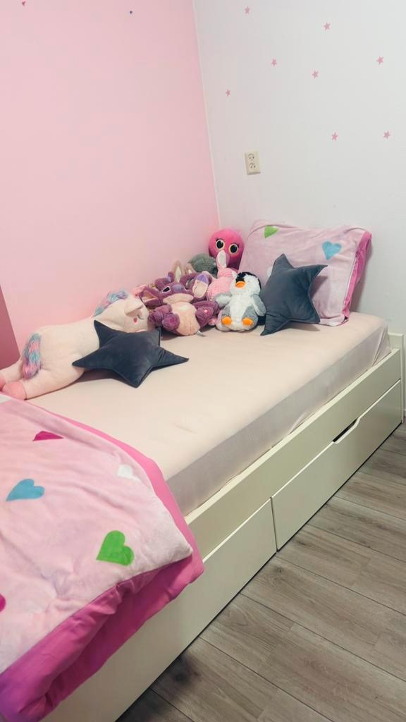 Gratis Ikea Eenpersoonsbed 90x200 met matras