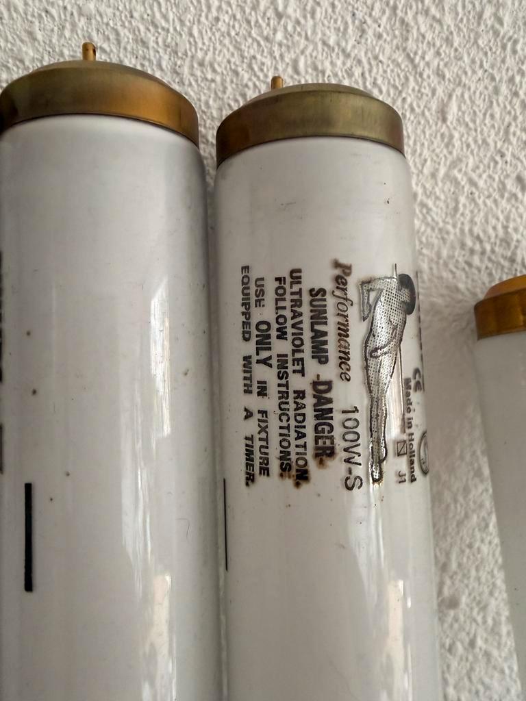 8x Philips Performance Sunlamp 100W-S zonnebank UV lampen