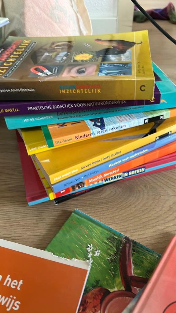Gratis: Schoolboeken pakket - Diverse vakken en niveaus