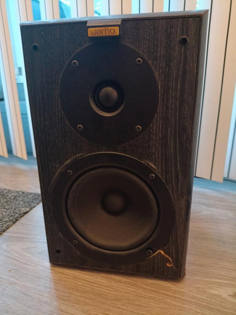 Jamo Cornet 40 III