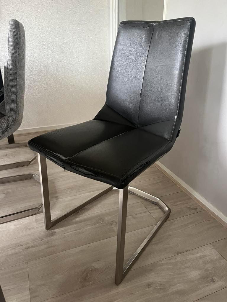 Vier eetkamerstoelen van Xooon