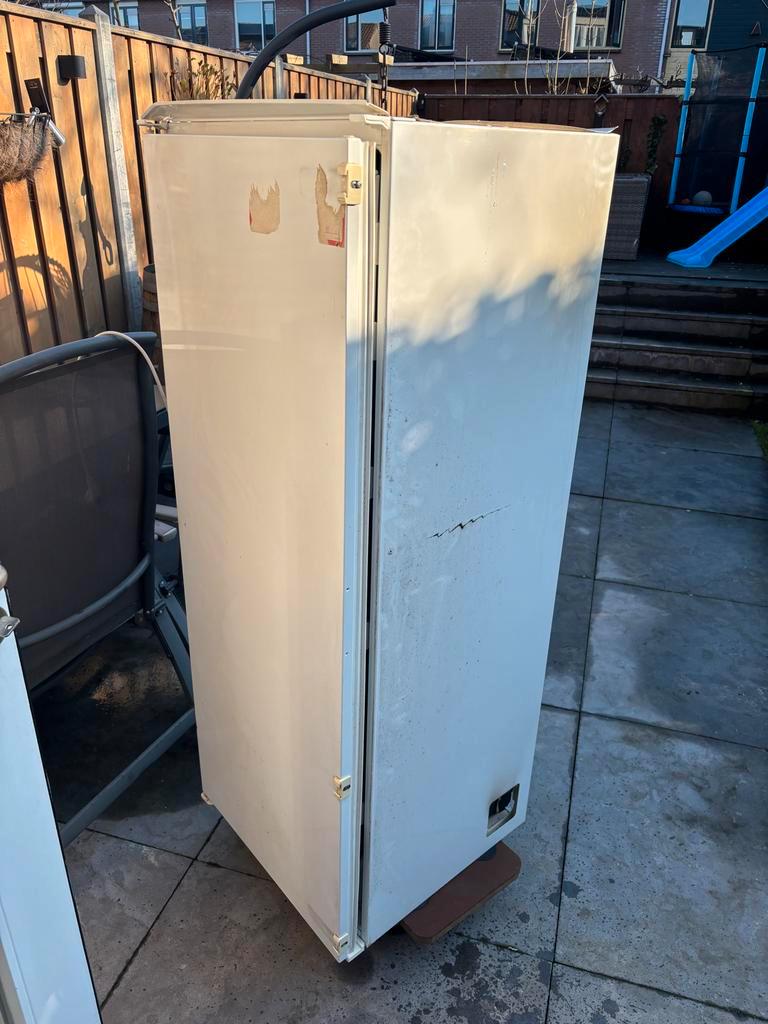 Oude koelkast voor oudijzer gratis af te halen