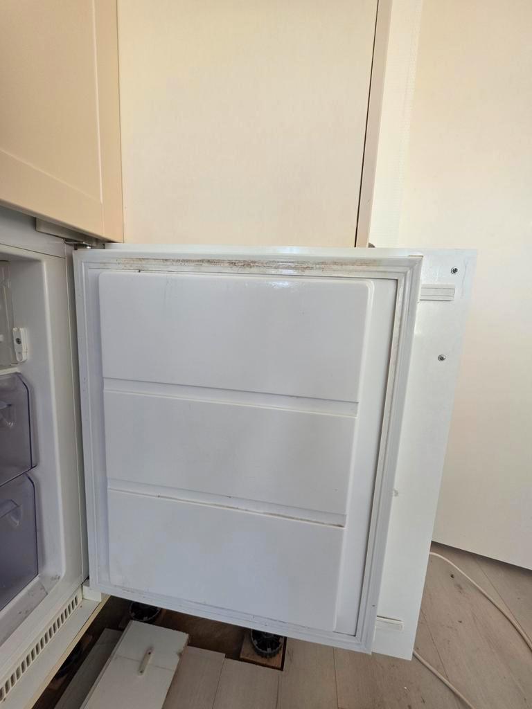 Zanussi inbouw Koel/vriescombinatie - Werkt goed!