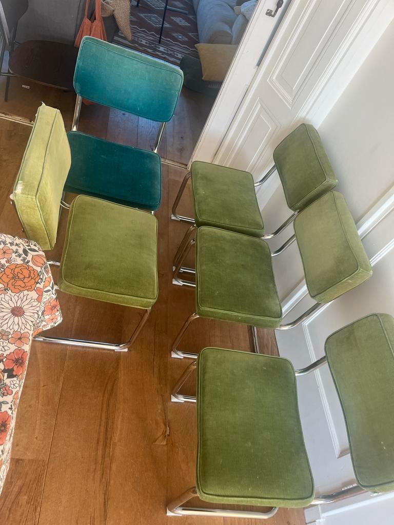 5 rib eetkamerstoelen (geleefd)