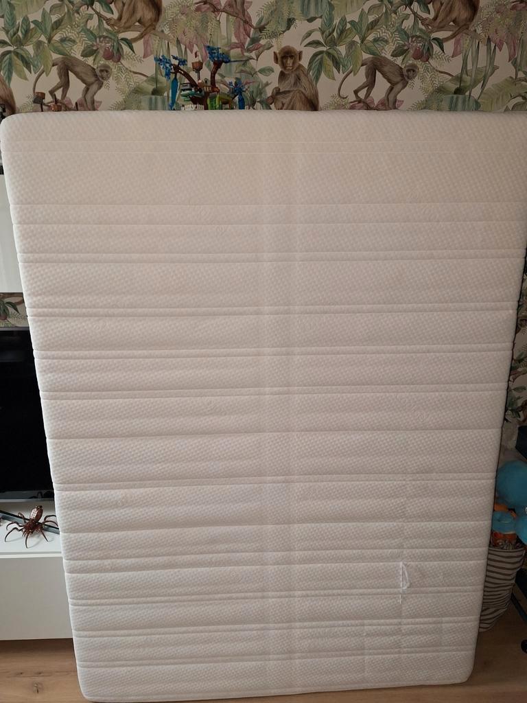 Gratis Schoon Matras 140x190