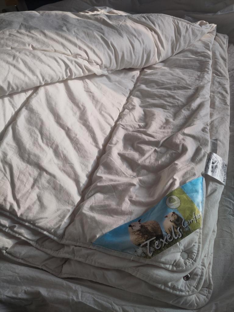 Gratis dekbed 240 x 220